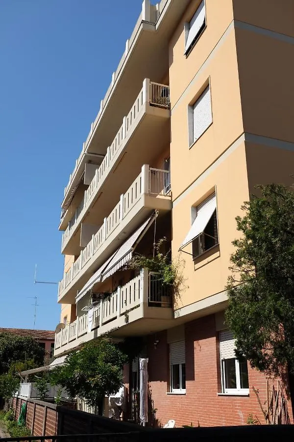 Casa Marina Giardino Delle Rose Apartment Marina Di Carrara 0*,